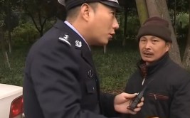 那个挽救无数司机的“网红交警”谭乔，却挽救不了自己(挽救五年交警停播无数)