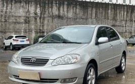 10年车身不生锈，这台老花冠诠释着“丰田品质”(花冠丰田生锈这台大修)