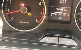 汽修案例：​朗逸仪表台有流水声(流水声仪表横隔现象发动机)