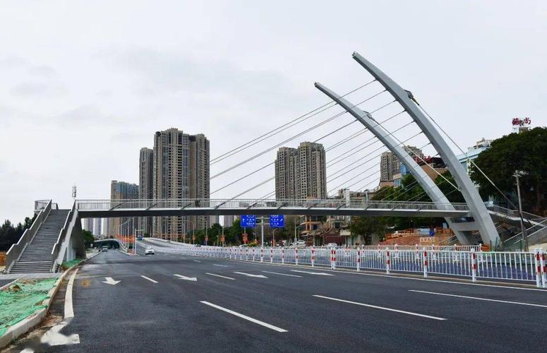 为什么建过街天桥要花这么多钱呢?(过街天桥预算金额选址一座) 建筑知识 为什么建过街天桥要花这么多钱呢?(过街天桥预算金额选址一座) 建筑知识