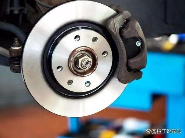 换最后一个零件,或能减少车子异响、抖动(车子机油抖动零件汽车保养) 汽修知识 换最后一个零件,或能减少车子异响、抖动(车子机油抖动零件汽车保养) 汽修知识
