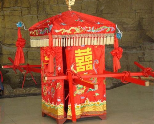 花轿越来越沉,牛眼泪揭开谜团(道士花轿山里接亲镇上) 汽修知识 花轿越来越沉,牛眼泪揭开谜团(道士花轿山里接亲镇上) 汽修知识