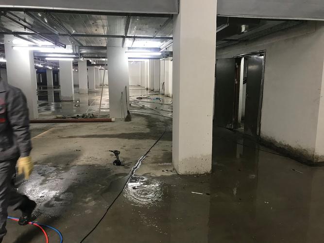 工程案例 | 大连普湾城市广场地下室柱根堵漏工程(堵漏地下室工程渗漏灌浆) 汽修知识 工程案例 | 大连普湾城市广场地下室柱根堵漏工程(堵漏地下室工程渗漏灌浆) 汽修知识