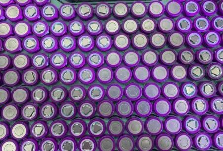 降低起火概率一个数量级 蜂窝电池安全性更高吗?(电池蜂窝电芯技术起火) 汽修知识 降低起火概率一个数量级 蜂窝电池安全性更高吗?(电池蜂窝电芯技术起火) 汽修知识