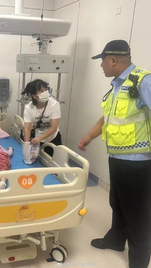 南宁一名婴儿呼吸困难急需送医 交警一路开通救援“绿色通道”(儿童医院一名婴儿乘客绿色通道) 汽修知识 南宁一名婴儿呼吸困难急需送医 交警一路开通救援“绿色通道”(儿童医院一名婴儿乘客绿色通道) 汽修知识
