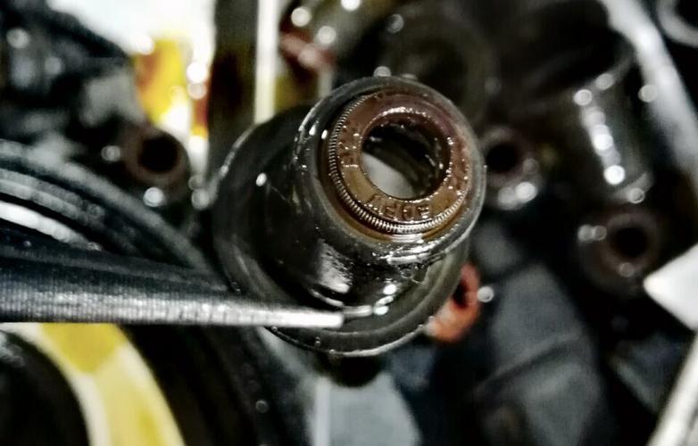汽车维修养护(机油气门治理油封汽车修理) 汽修知识 汽车维修养护(机油气门治理油封汽车修理) 汽修知识