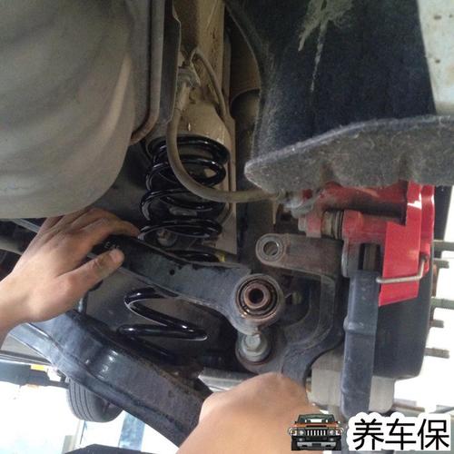 更换过程,建议都是两个一起换的(弹簧都是更换减震标志) 汽修知识 更换过程,建议都是两个一起换的(弹簧都是更换减震标志) 汽修知识