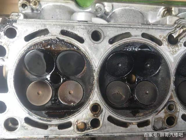 这样还能继续开吗?(气门发动机还能机油增大) 汽修知识 这样还能继续开吗?(气门发动机还能机油增大) 汽修知识