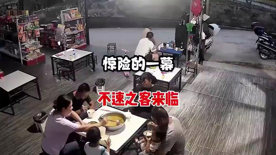 太可怕!事发厦门!街头竟出现这惊险一幕……(天窗孩子一幕事发闭合) 汽修知识 太可怕!事发厦门!街头竟出现这惊险一幕……(天窗孩子一幕事发闭合) 汽修知识