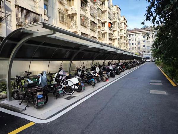 破解老旧小区“停车难”(车棚居民小区充电社区) 汽修知识 破解老旧小区“停车难”(车棚居民小区充电社区) 汽修知识