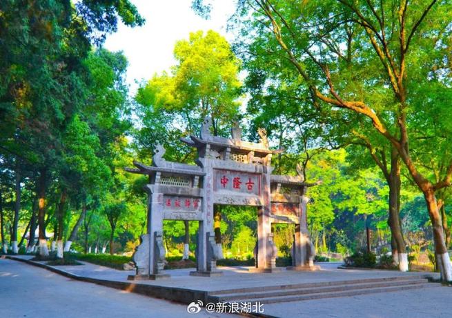 湖北20家景区官宣:背诗词免门票!(背诵家景诗词门票景区) 汽修知识 湖北20家景区官宣:背诗词免门票!(背诵家景诗词门票景区) 汽修知识
