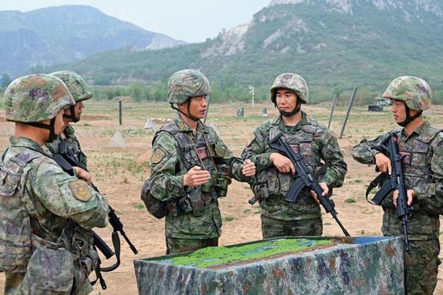 练兵备战再出发——2021年全军部队新年开训大扫描(训练实战部队练兵官兵) 汽修知识 练兵备战再出发——2021年全军部队新年开训大扫描(训练实战部队练兵官兵) 汽修知识