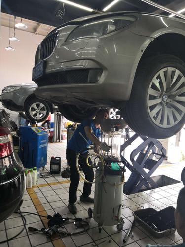 开封修宝马(检查车况宝马出行要做) 汽修知识 开封修宝马(检查车况宝马出行要做) 汽修知识