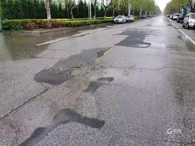 直通12345:道路坑洼多 市民盼整修(日照路面坑洼记者南路) 汽修知识 直通12345:道路坑洼多 市民盼整修(日照路面坑洼记者南路) 汽修知识